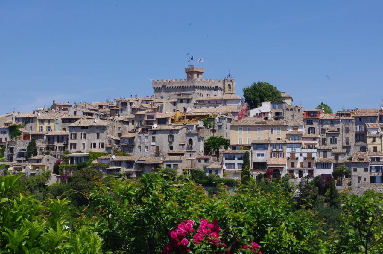 Studio F1 Vue Mer A 30M Des Plages Cagnes-sur-Mer Bagian luar foto